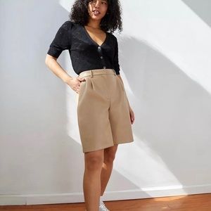 Aritzia Babaton vegan leather shorts, size 10 in olive beige.